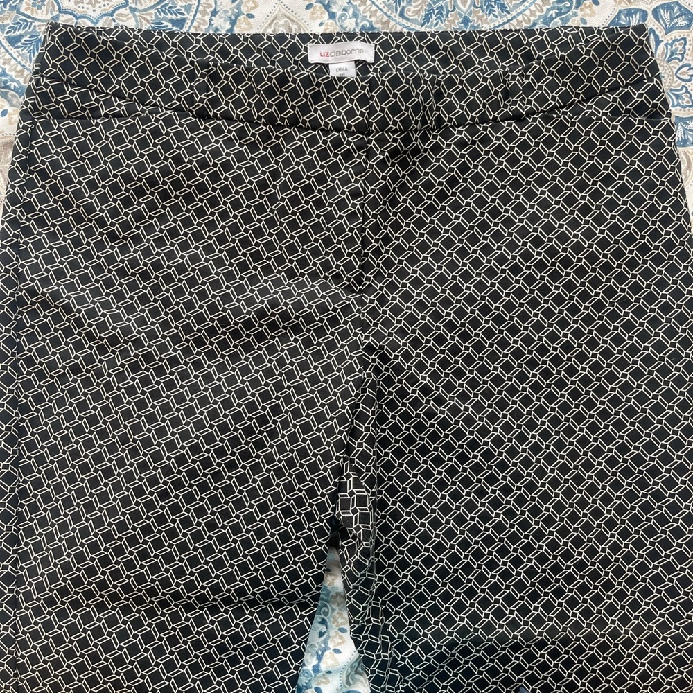 Liz Claiborne Emma Ankle Length Mid-Rise Pants - Black and White - Size 18